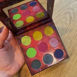 Fantasy Cosmetica Warlock eyeshadow palette